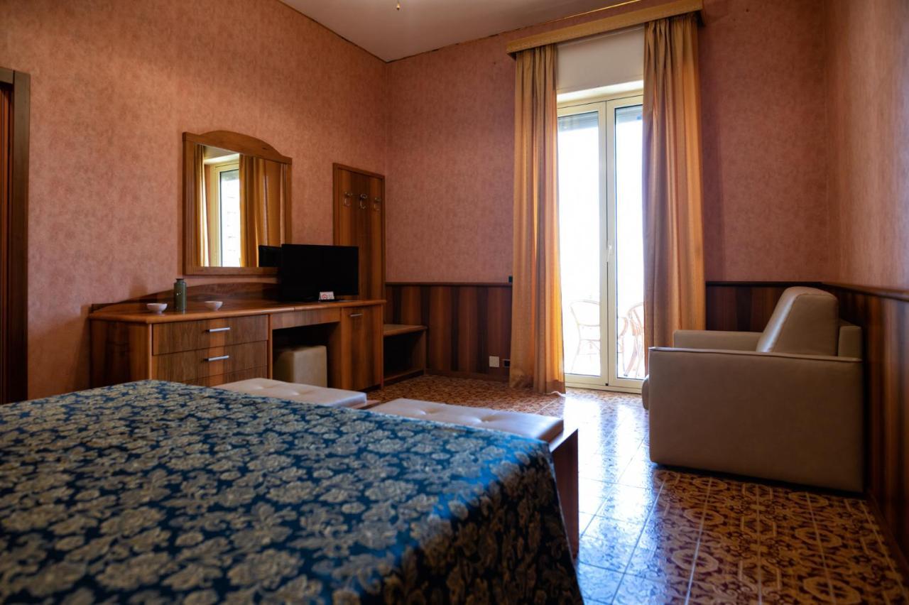 Taormina Park Hotel Esterno foto