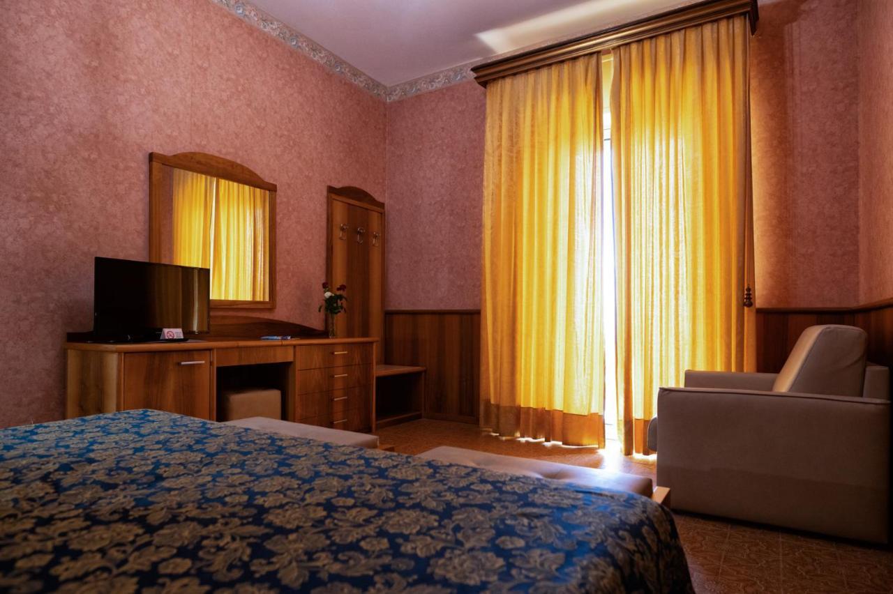 Taormina Park Hotel Esterno foto