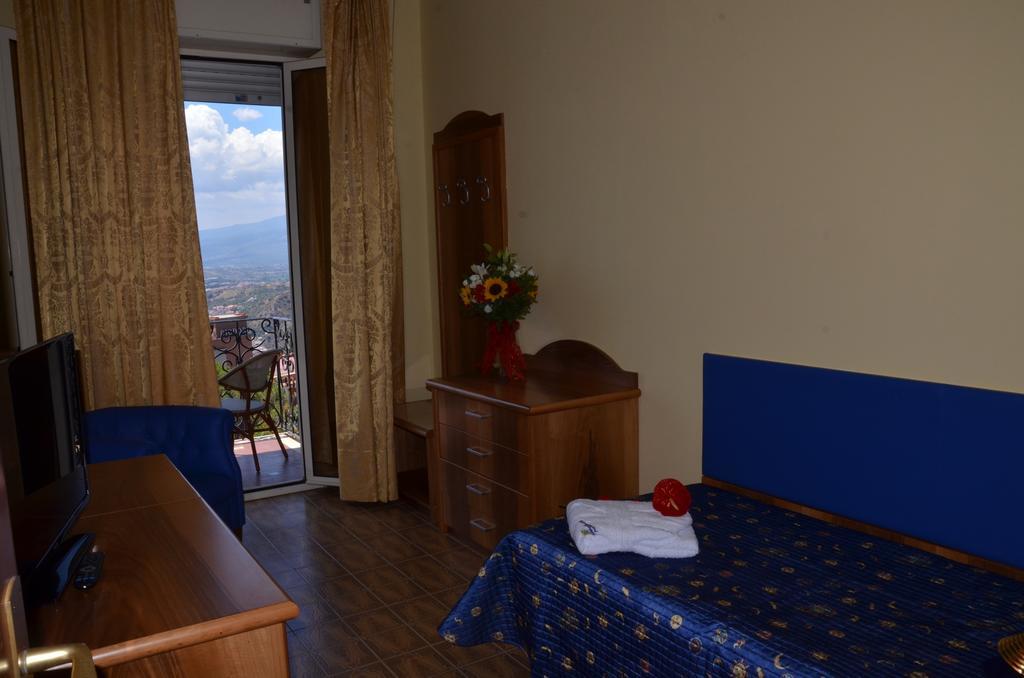 Taormina Park Hotel Esterno foto